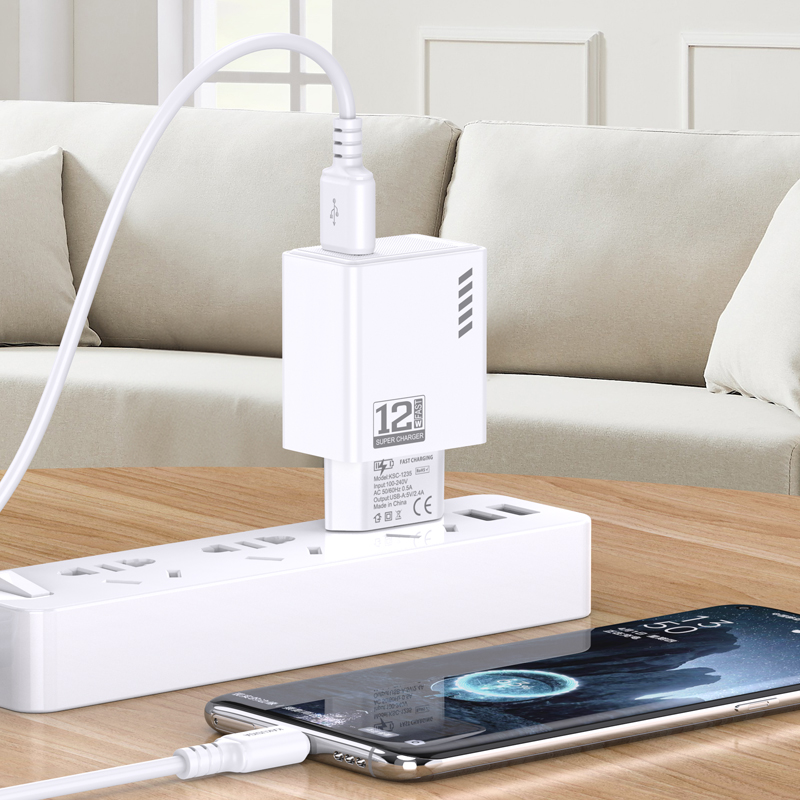 CHARGEUR KAKUSIGA 12W AVEC CABLE TYPE-C BLANC